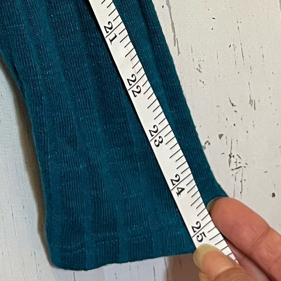 🟢 Prologue LS Basic Tee - Picture 8 of 10